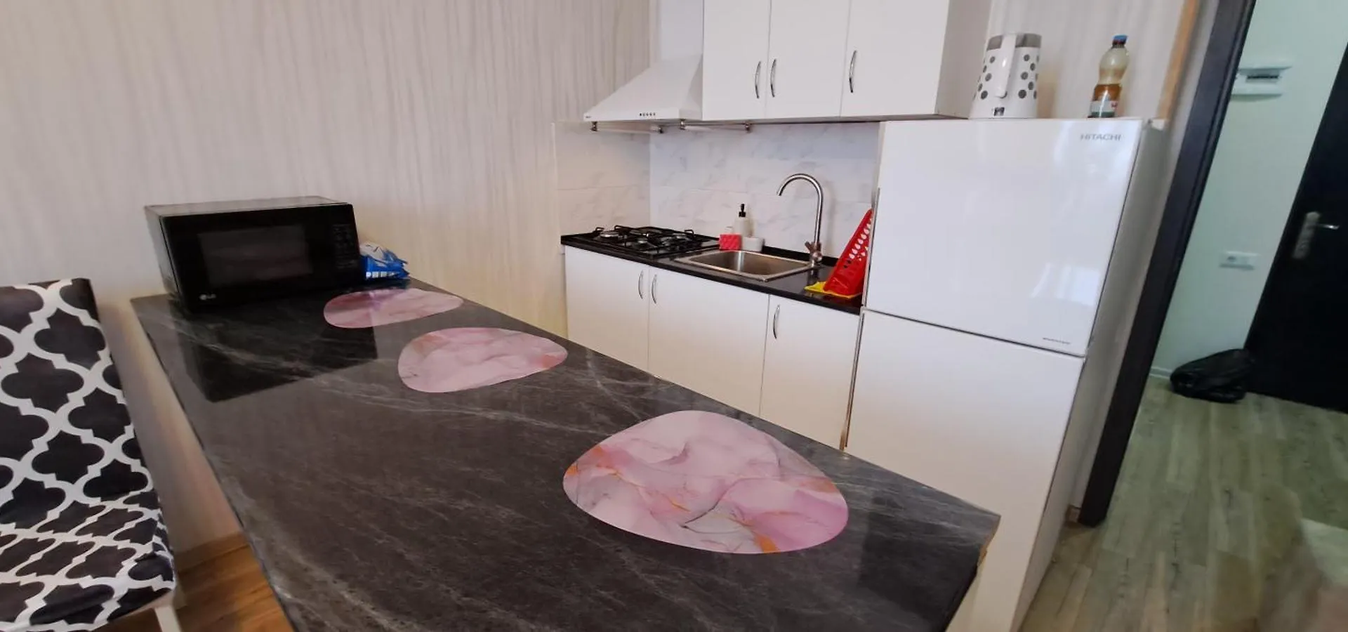 Apartamento Holidays In Tiflis